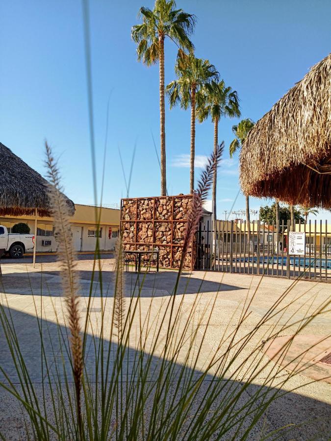 Hotel Posada Del Desierto Heroica Caborca Bagian luar foto